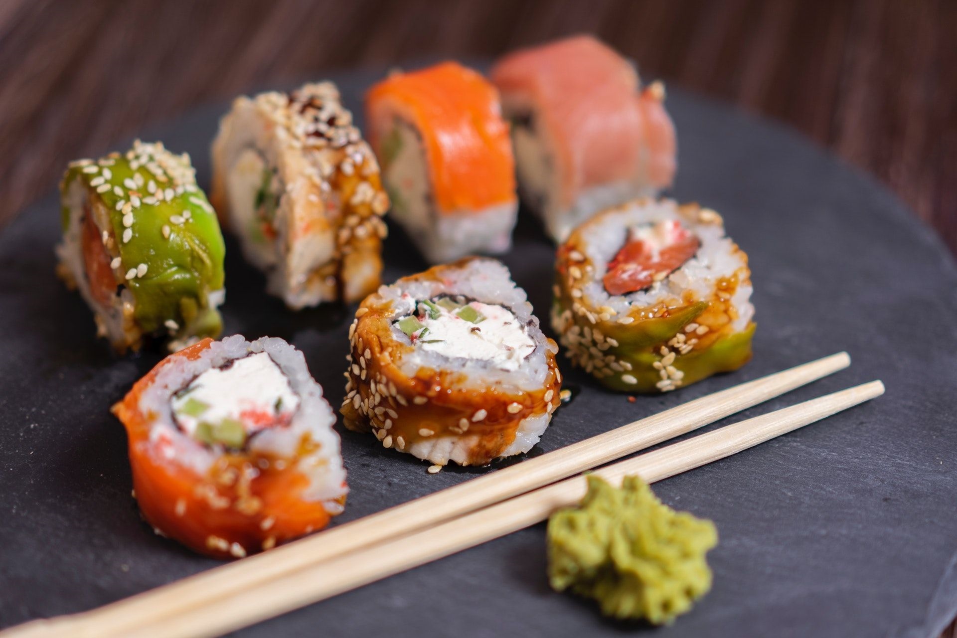 sushi-rolls-3147493-c947f3ff
